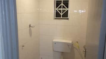 Buồng tắm vòi sen, vòi sen phun mưa, khăn tắm