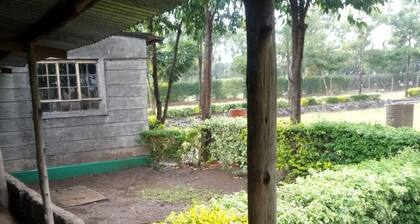 Mwaki-Mugi Hotel & Campsite