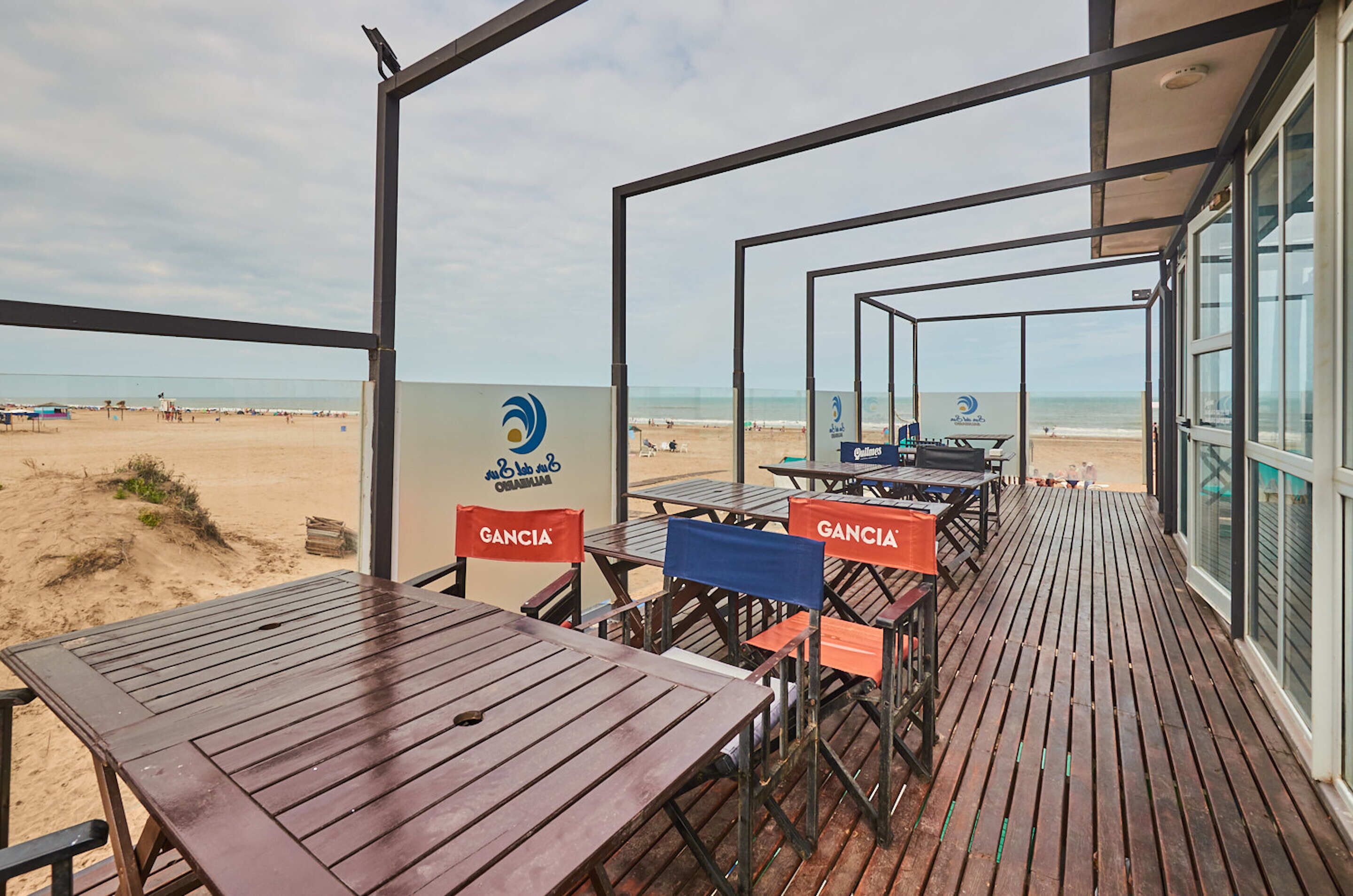Beach bar