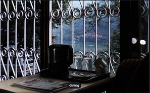Lake view - Oak Shade Hotel (Nainital)