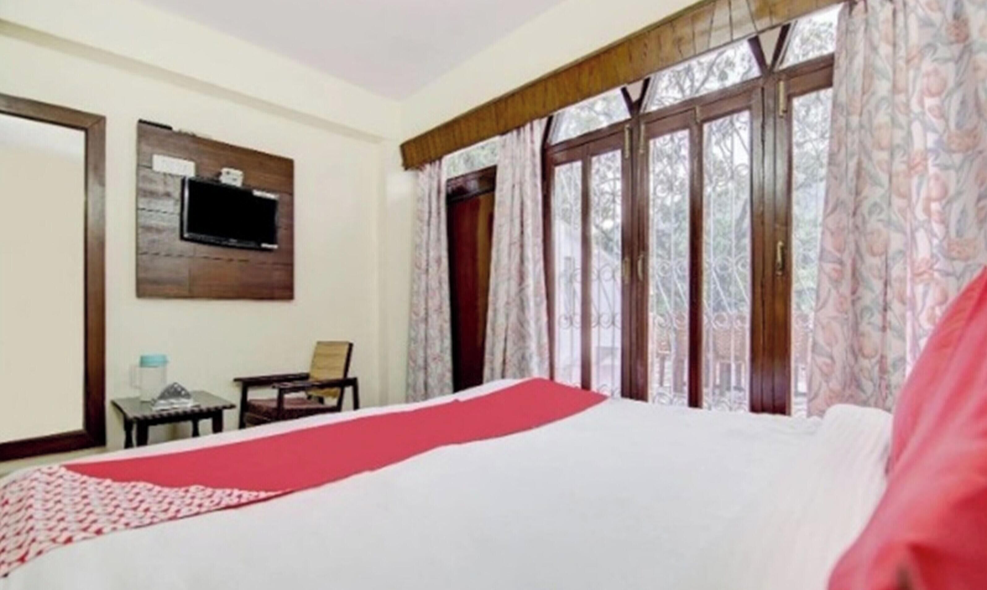 Frigobar, cofres nos quartos, individualmente decorados