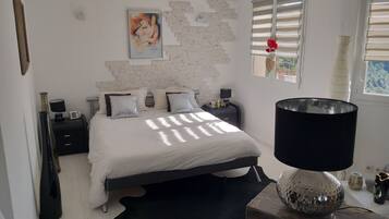 2 bedrooms, desk, iron/ironing board, free WiFi