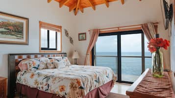 5 bedrooms, in-room safe, iron/ironing board, travel crib