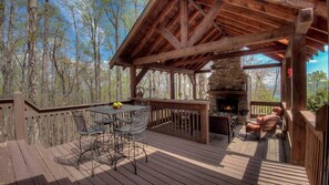 Cabin, 3 Bedrooms | Balcony