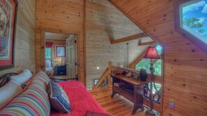 Ferienhütte, 3 Schlafzimmer | Wohnzimmer | Fernseher