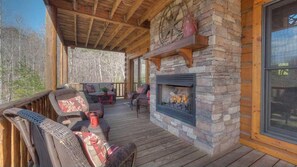 Balcony - Celtic Weaver Lodge by Escape to Blue Ridge (Blue Ridge)