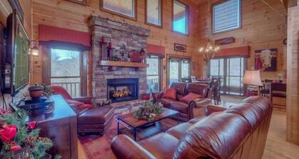 Celtic Weaver Lodge by Escape to Blue Ridge