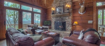 Chestnut Lodge by Escape to Blue Ridge