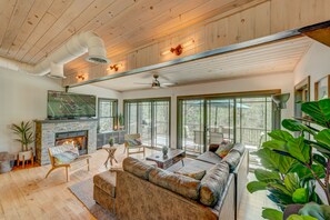 Cabin, 4 Bedrooms | Living room | TV - Falcons Nest by Escape to Blue Ridge (McCaysville)