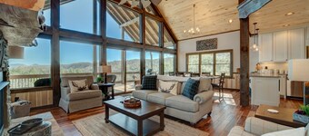 Bear Claw Cabin by Escape to Blue Ridge