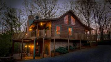 Cabin, 4 Bedrooms | Exterior