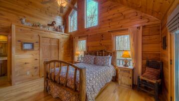 Cabin, 4 Bedrooms | 4 bedrooms, iron/ironing board, free WiFi, bed sheets