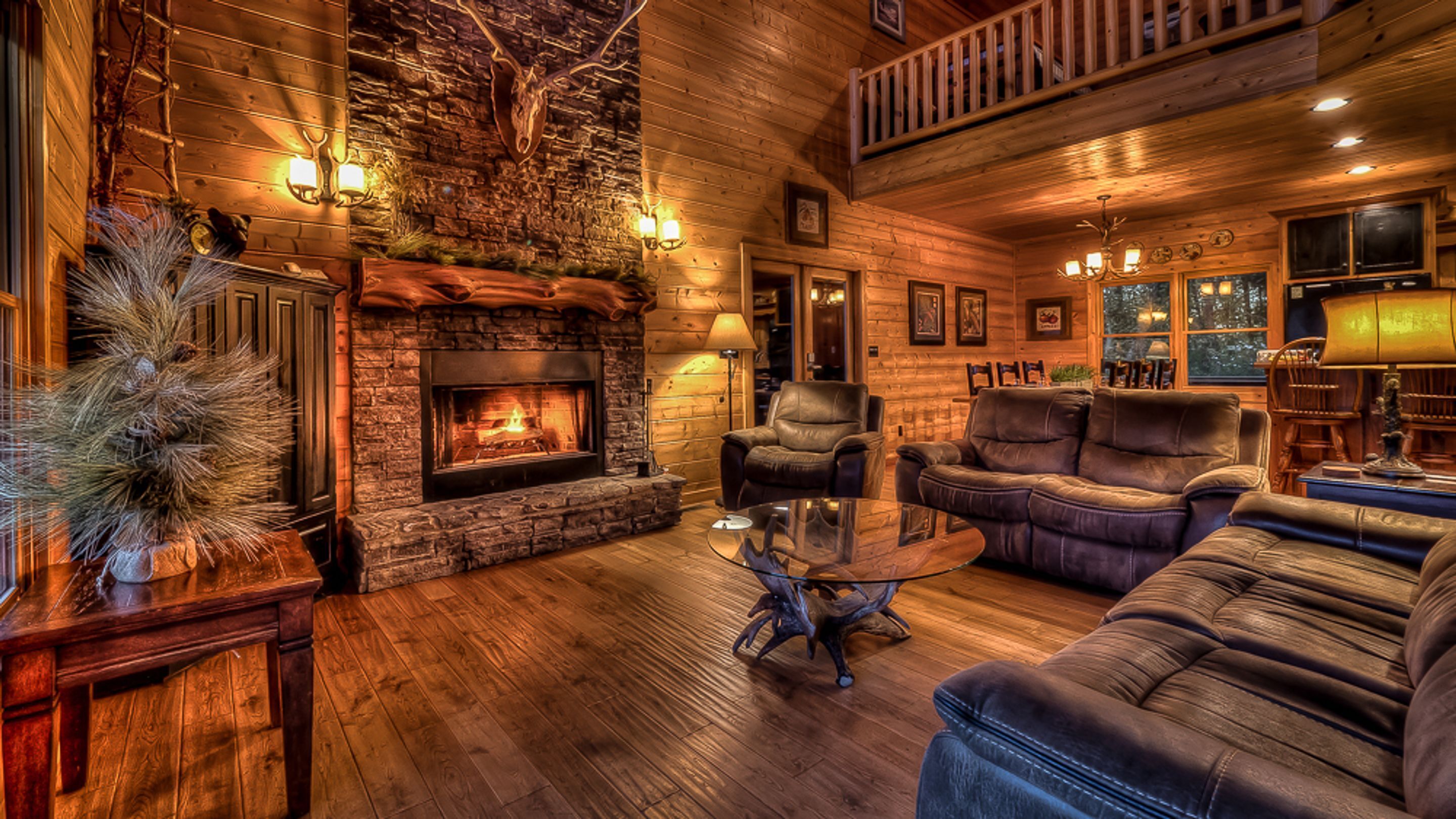 المنشأة من الداخل