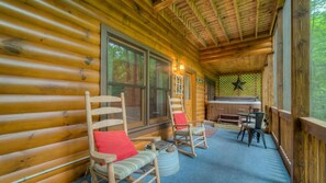 Cabaña, 3 habitaciones | Balcón