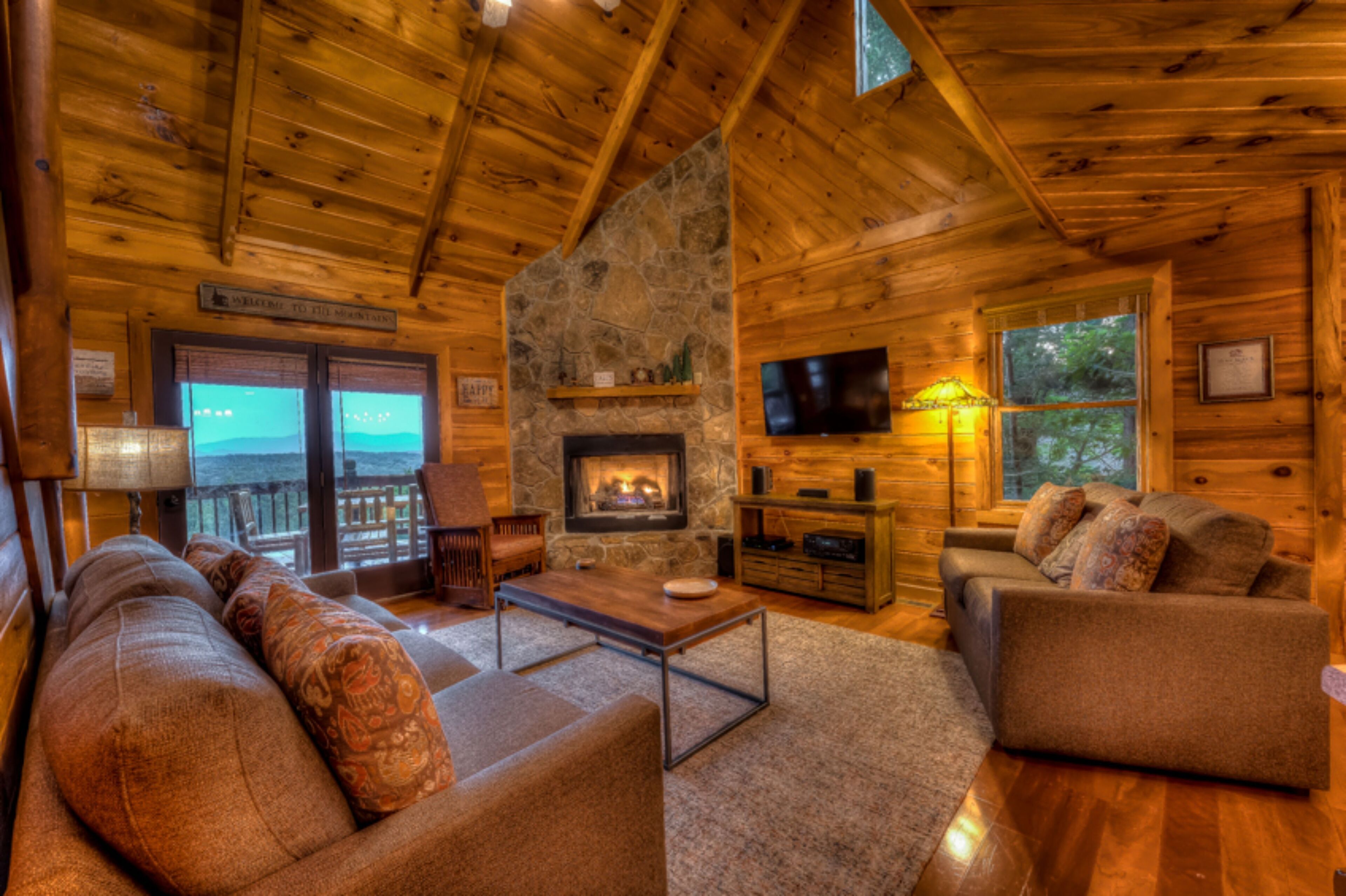 Cabin, 3 Bedrooms | Living room | TV