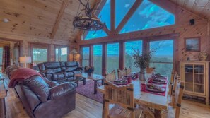 Interior - Cloud Top Cabin by Escape to Blue Ridge (Blue Ridge)