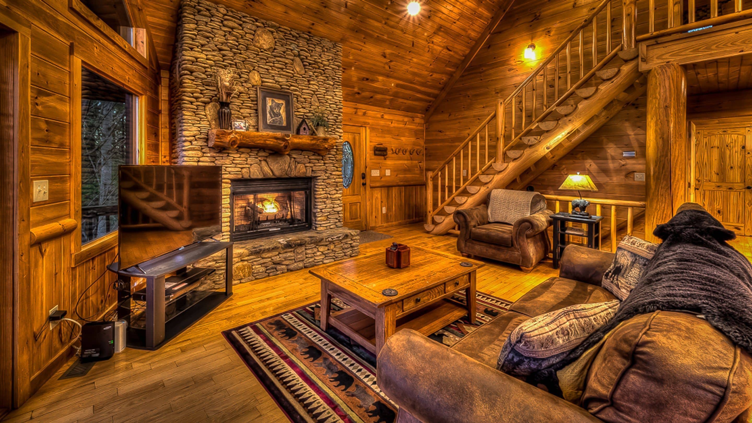 Cabin, 3 Bedrooms | Living room | TV