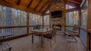 Cabin, 4 Bedrooms | Balcony