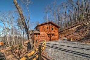 Cabin, 4 Bedrooms | Exterior
