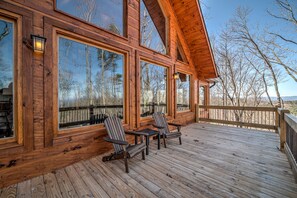 Cabin, 4 Bedrooms | Balcony