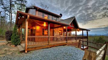 Cabin, 3 Bedrooms | Exterior