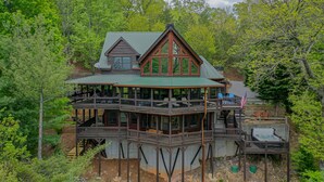 Exterior - Almost Everest by Escape to Blue Ridge (Morganton)