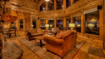 Cabin, 3 Bedrooms | Living room | TV