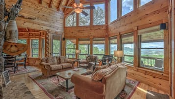 Cabin, 3 Bedrooms | Living room | TV