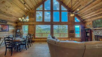 Cabin, 3 Bedrooms | Living room | TV