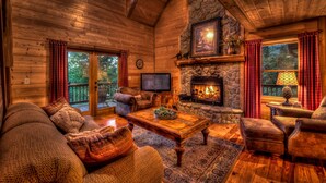Ferienhütte, 3 Schlafzimmer | Wohnzimmer | Fernseher