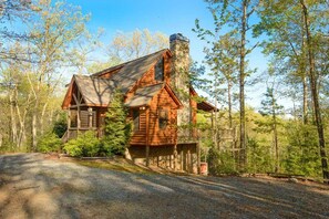 Cabin, 3 Bedrooms | Exterior