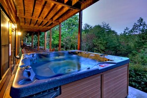 Cabin, 3 Bedrooms | Spa