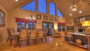 Cabin, 3 phòng ngủ | Phòng ăn