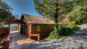 Cabin, 2 Bedrooms | Exterior