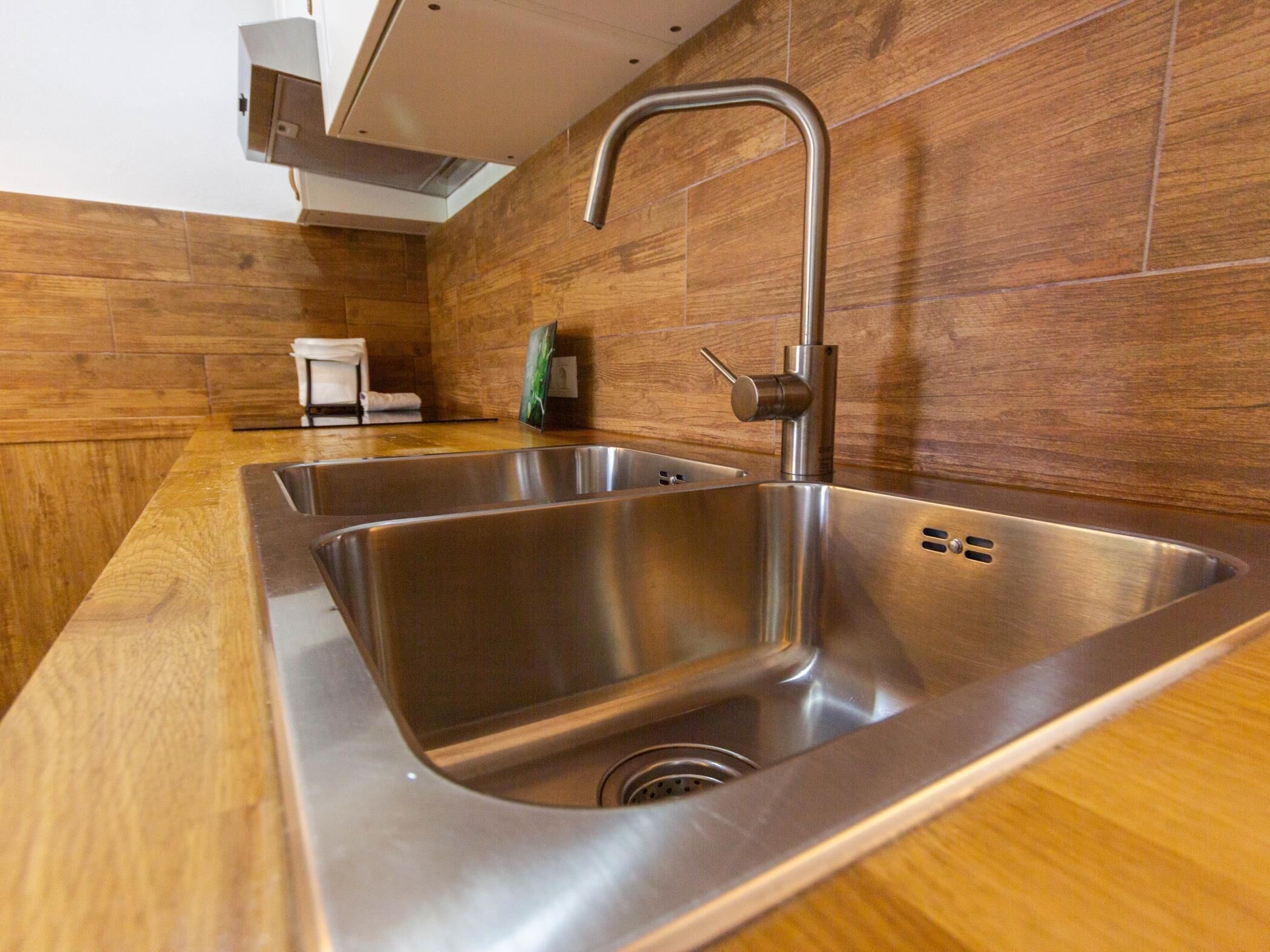 Frigorifero, microonde, forno, macchina per tè/caffè