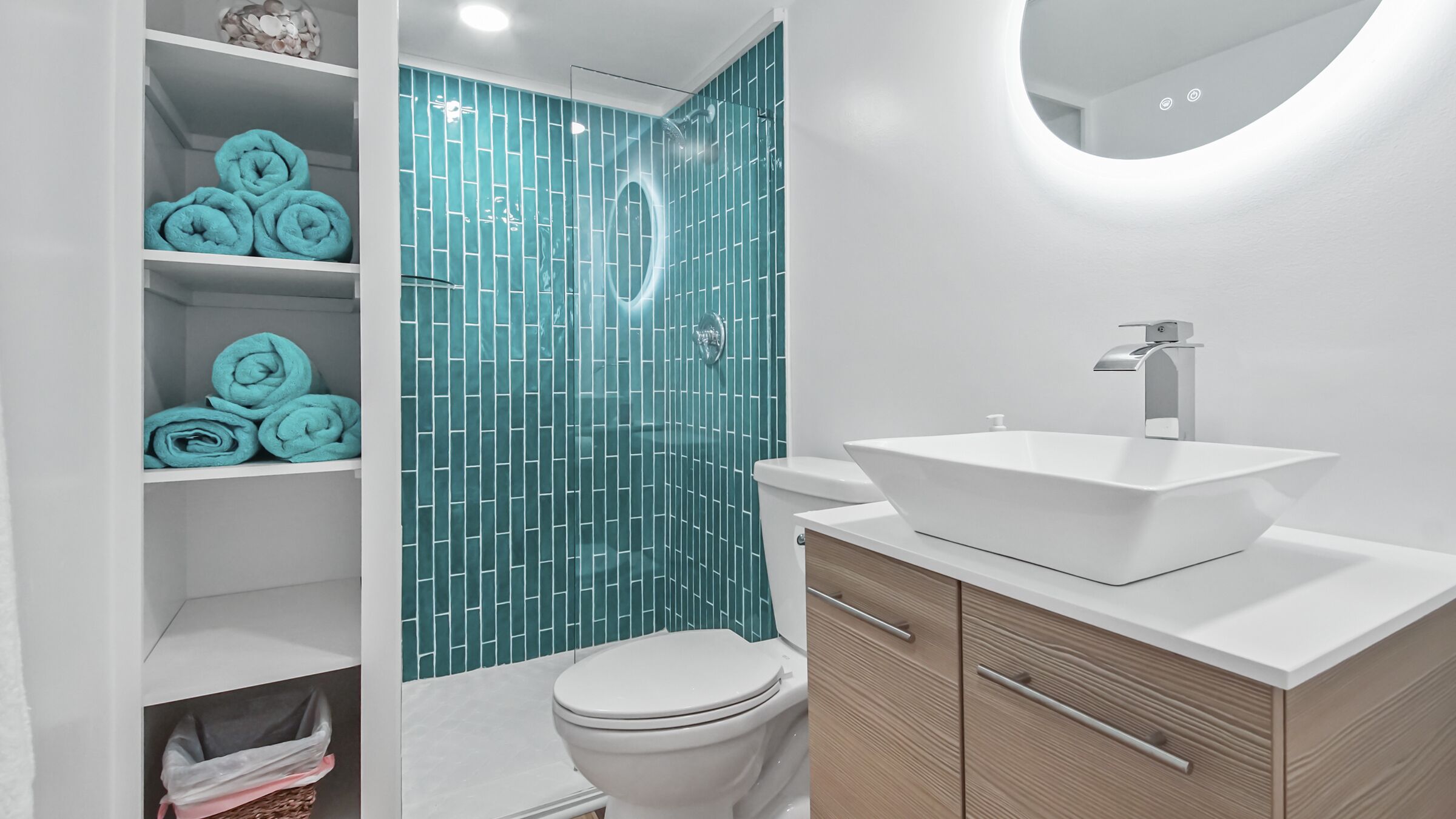 AquaVista 802-W + Beachfront