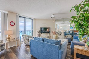 Smart TV - AquaVista 604-E + Beachfront (Panama City Beach)