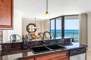 Interior - AquaVista 301-E + Beachfront (Panama City Beach)