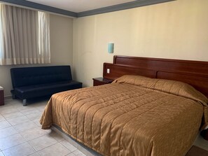 Desk, laptop workspace, free WiFi - Hotel Real Del Sur (Uriangato)