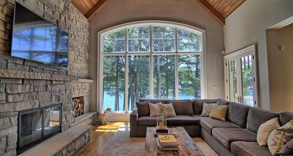 Stunning Cottage on Lake Joe! 6 bdrm,6 bath,2 slip boathouse! Water Toys Galore!