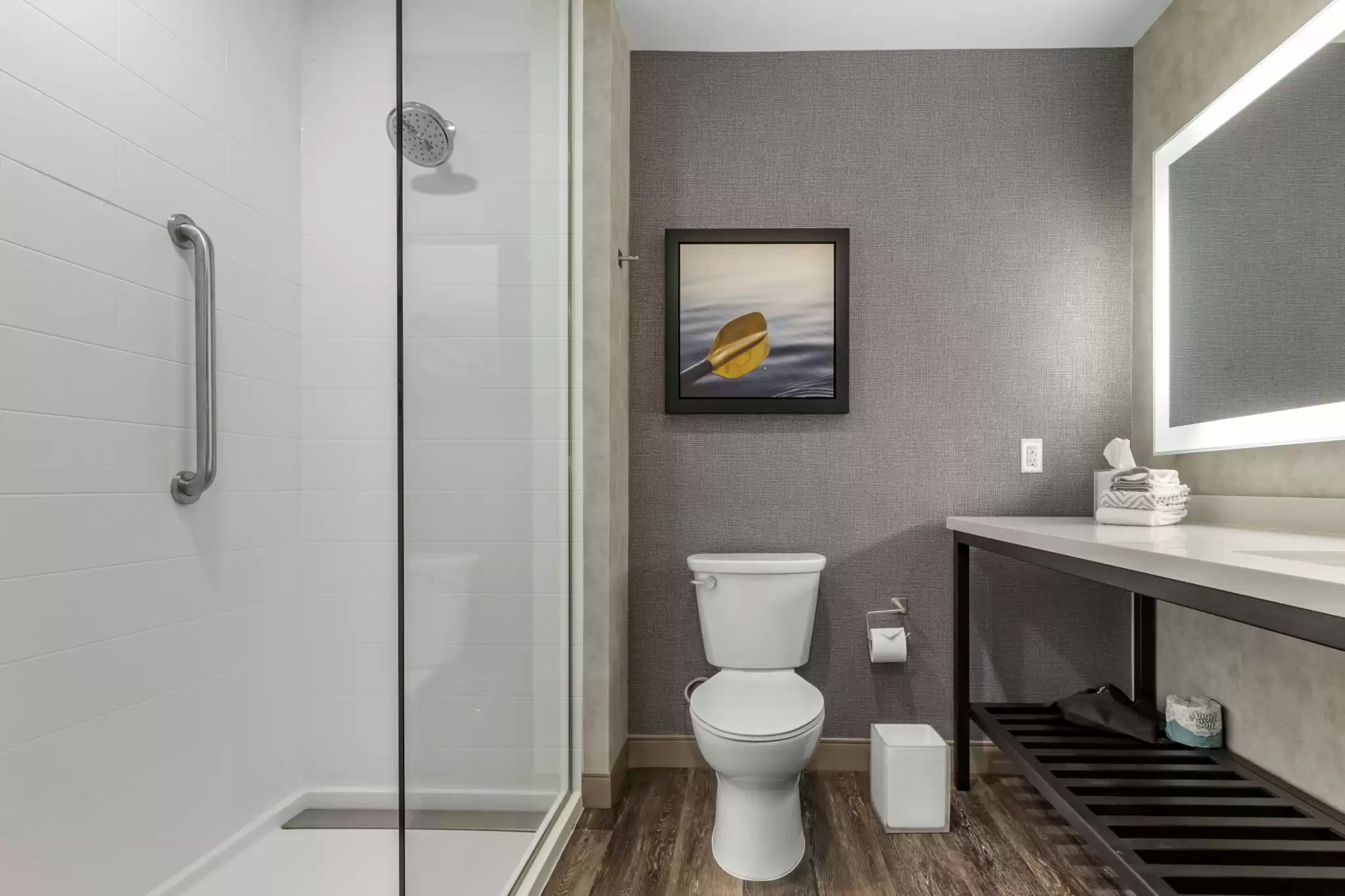 1 bedroom, egyptian cotton sheets, premium bedding, pillow-top beds