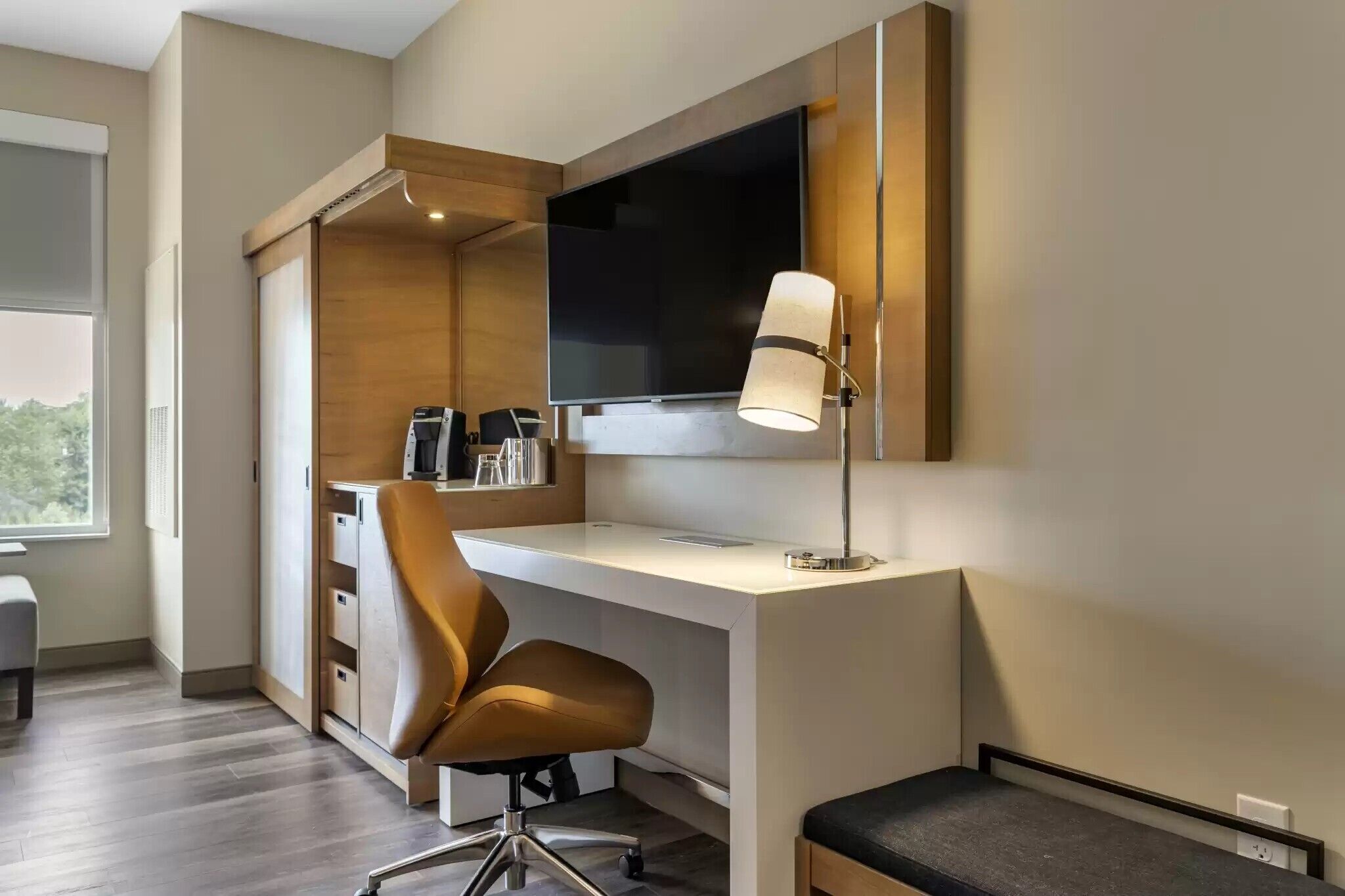 1 bedroom, egyptian cotton sheets, premium bedding, pillow-top beds