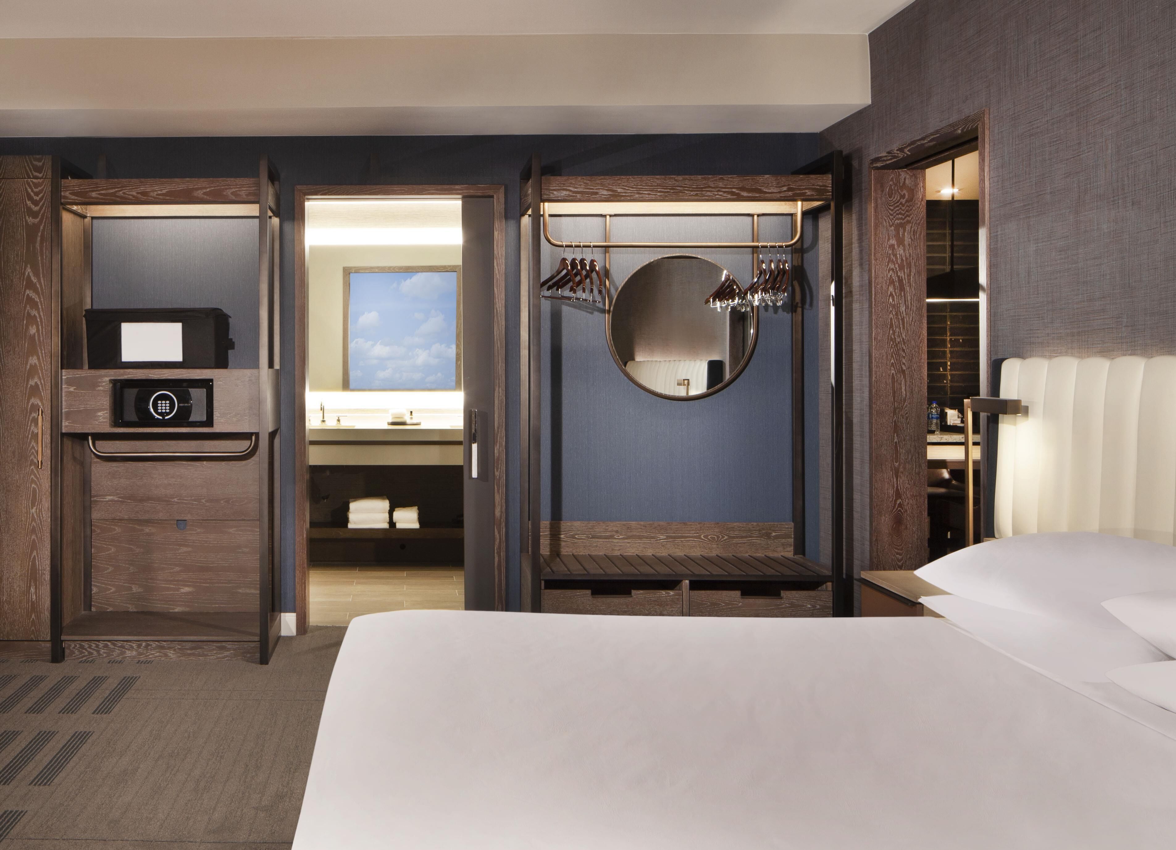 Suite (Regency) | Ropa de cama de alta calidad y caja de seguridad en la habitación 