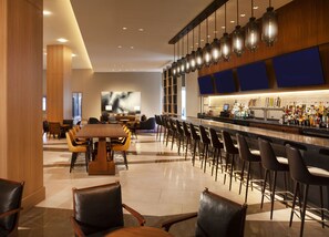 Poolside views, open daily - Hyatt Regency Frisco-Dallas (Frisco)