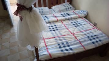Standard Room | Desk, blackout curtains, free WiFi, bed sheets