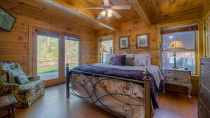 Chalet rustique, 3 chambres | 3 chambres, fer et planche à repasser, accès au Wi-Fi (inclus)