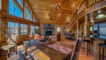 Cabin, 3 Bedrooms | Private kitchen