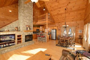 Cabin, 3 Bedrooms | Living room