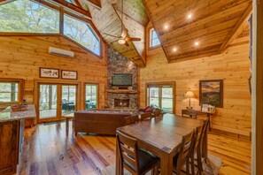 تناول الطعام