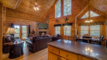 Kabin, 3 kamar tidur | Dapur pribadi | Lemari es, microwave, kompor, dan mesin pencuci piring